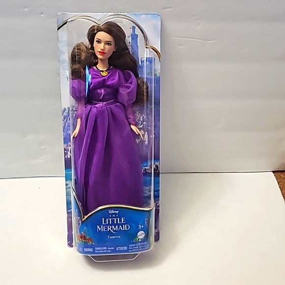 Disney The Little Mermaid Vanessa Fashion Doll in Signature‎ Purple Dress - Picture 1 of 3